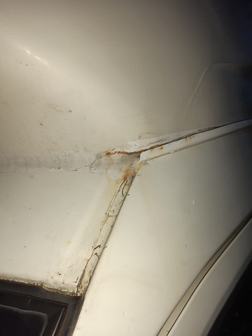 Die Abdichtung vor der Reparatur