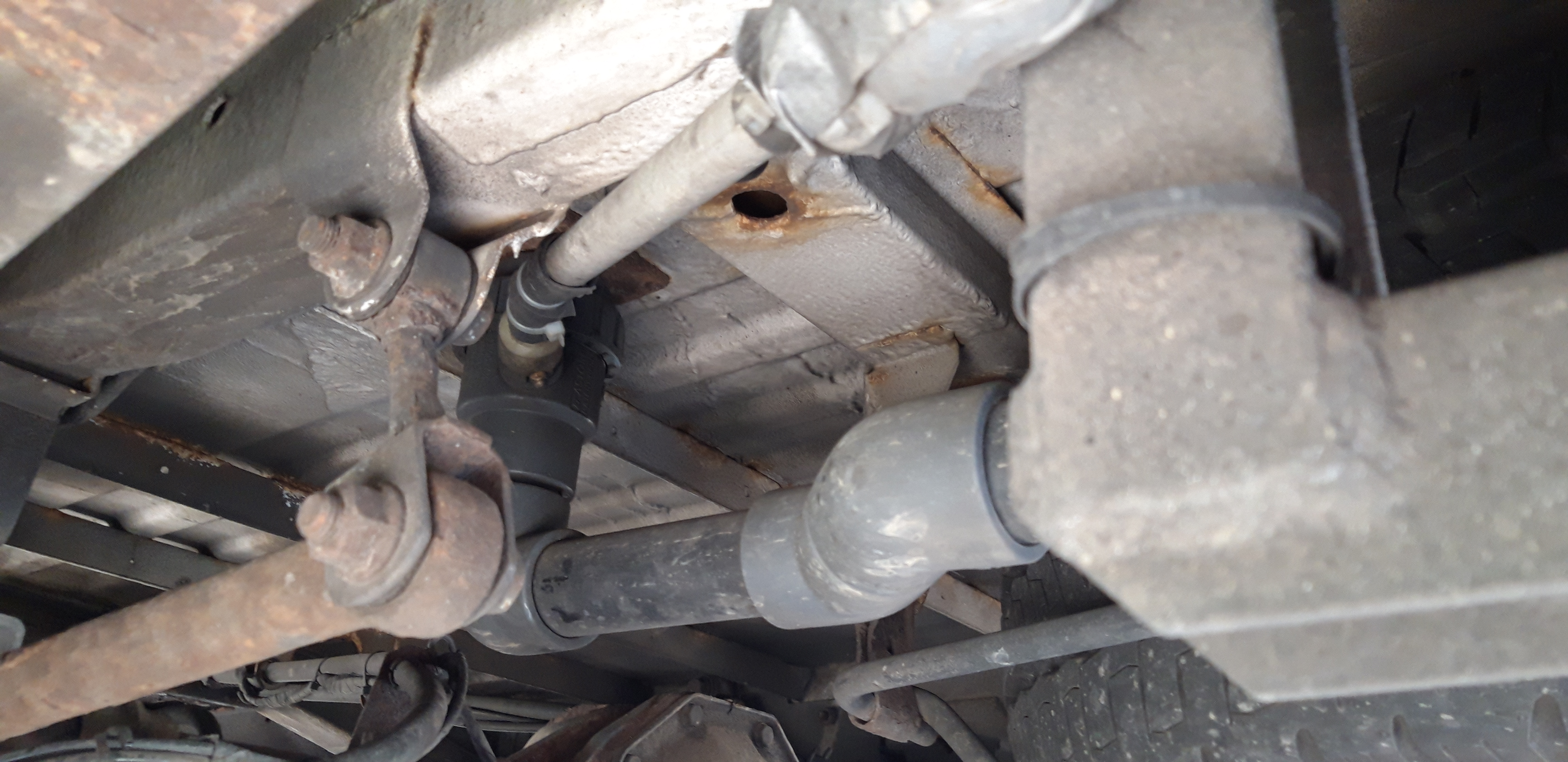 Einbausituation Abwasserleitung.jpg