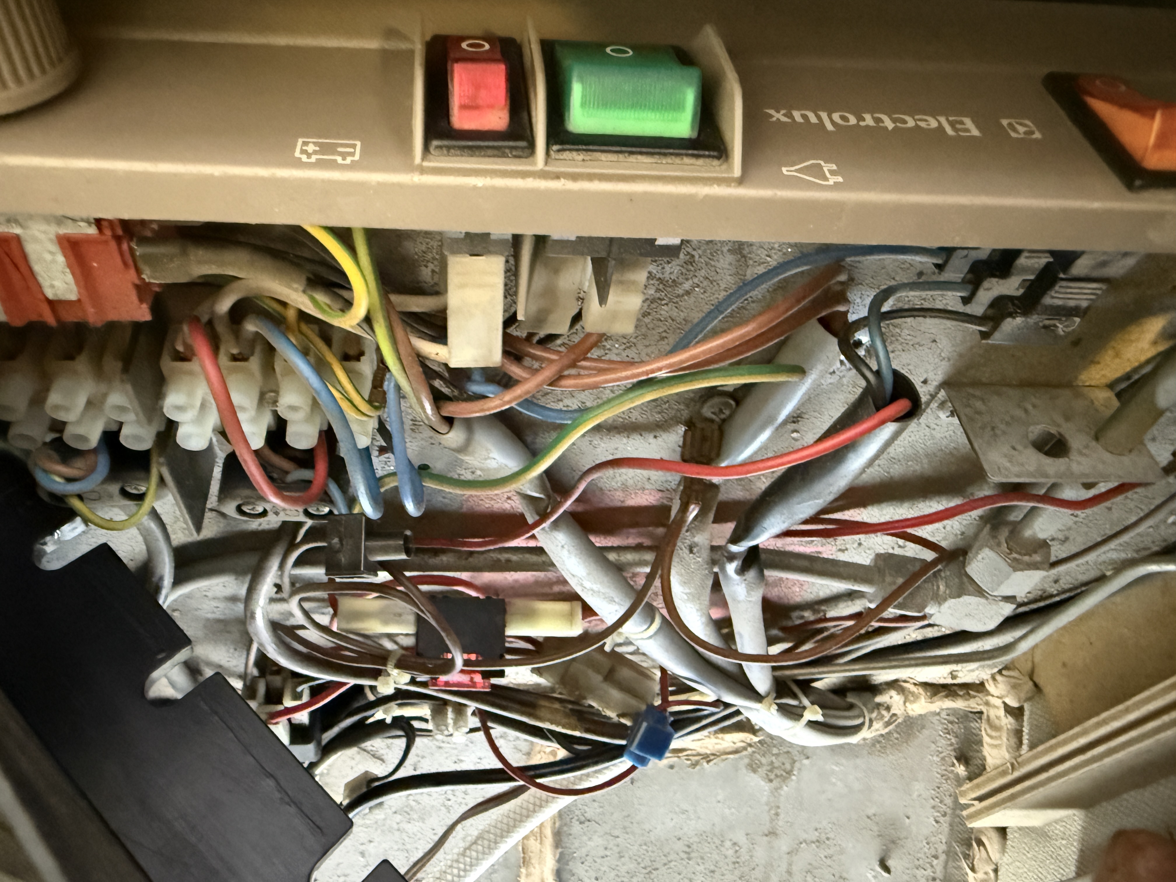 Kühlschrank Oberseite ohne Abdeckung