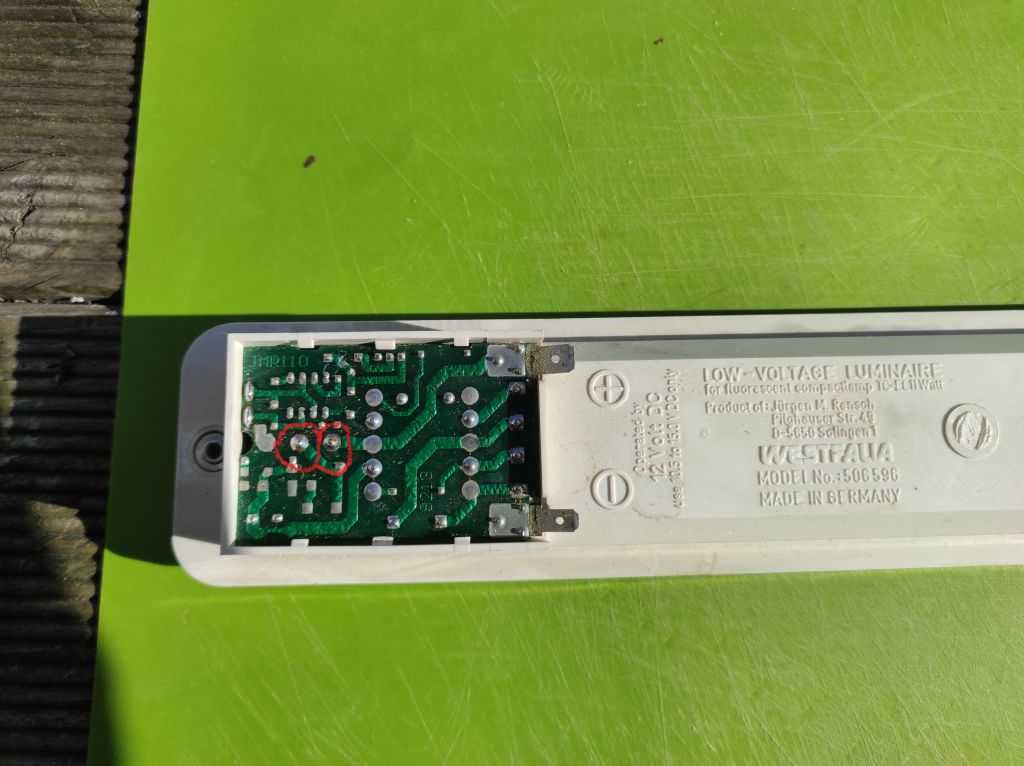 LED1.jpg