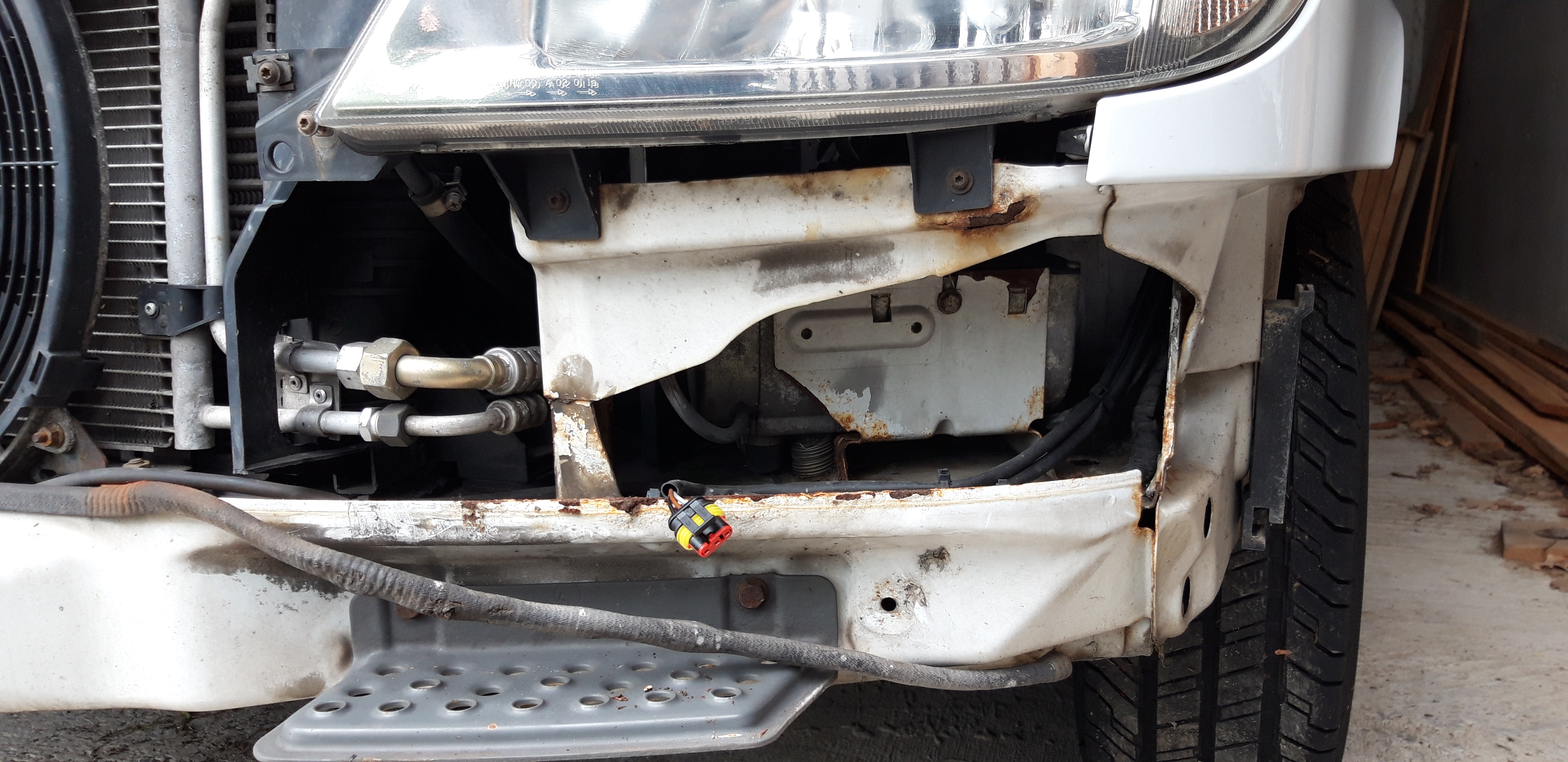 4 hier sitzt der Zuheizer.jpg