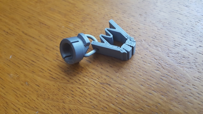 Klammer zum Festhalten des Vorhangs